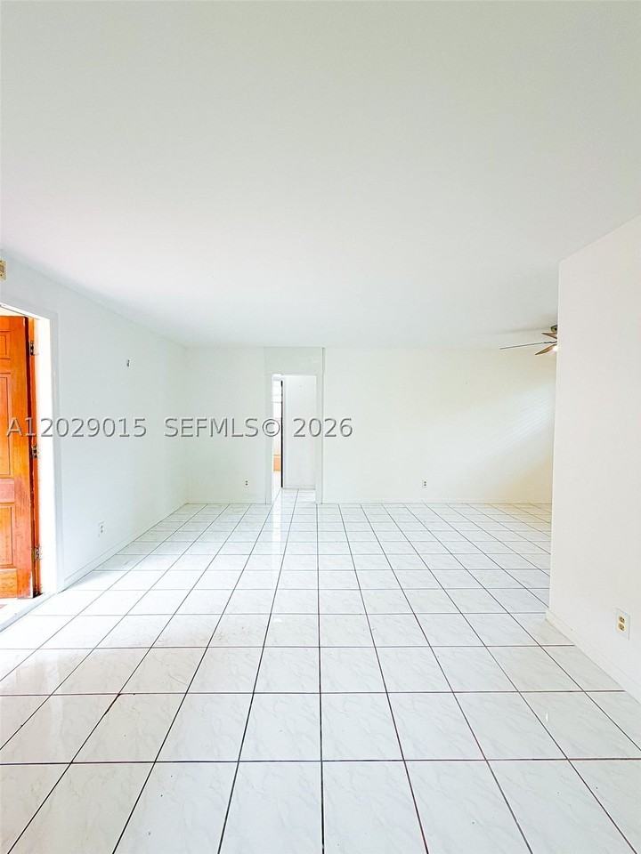 1401 Grant St #3 - Photo 5 of 12