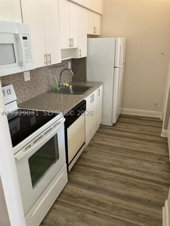 7420 W 20th Ave #151 - Photo 3 of 4