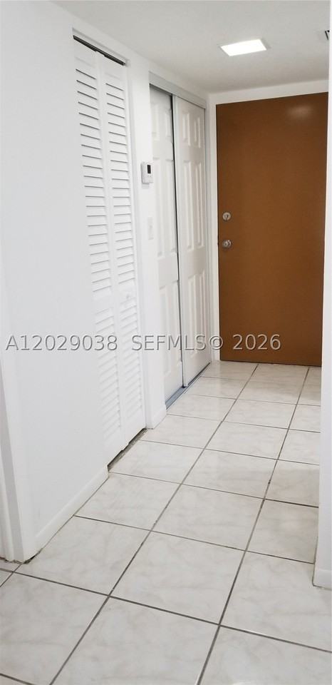 14201 N Kendall Dr #212D - Photo 6 of 50