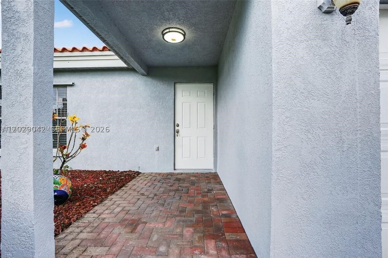 21080 Sw 242nd St #21080 - Photo 7 of 36