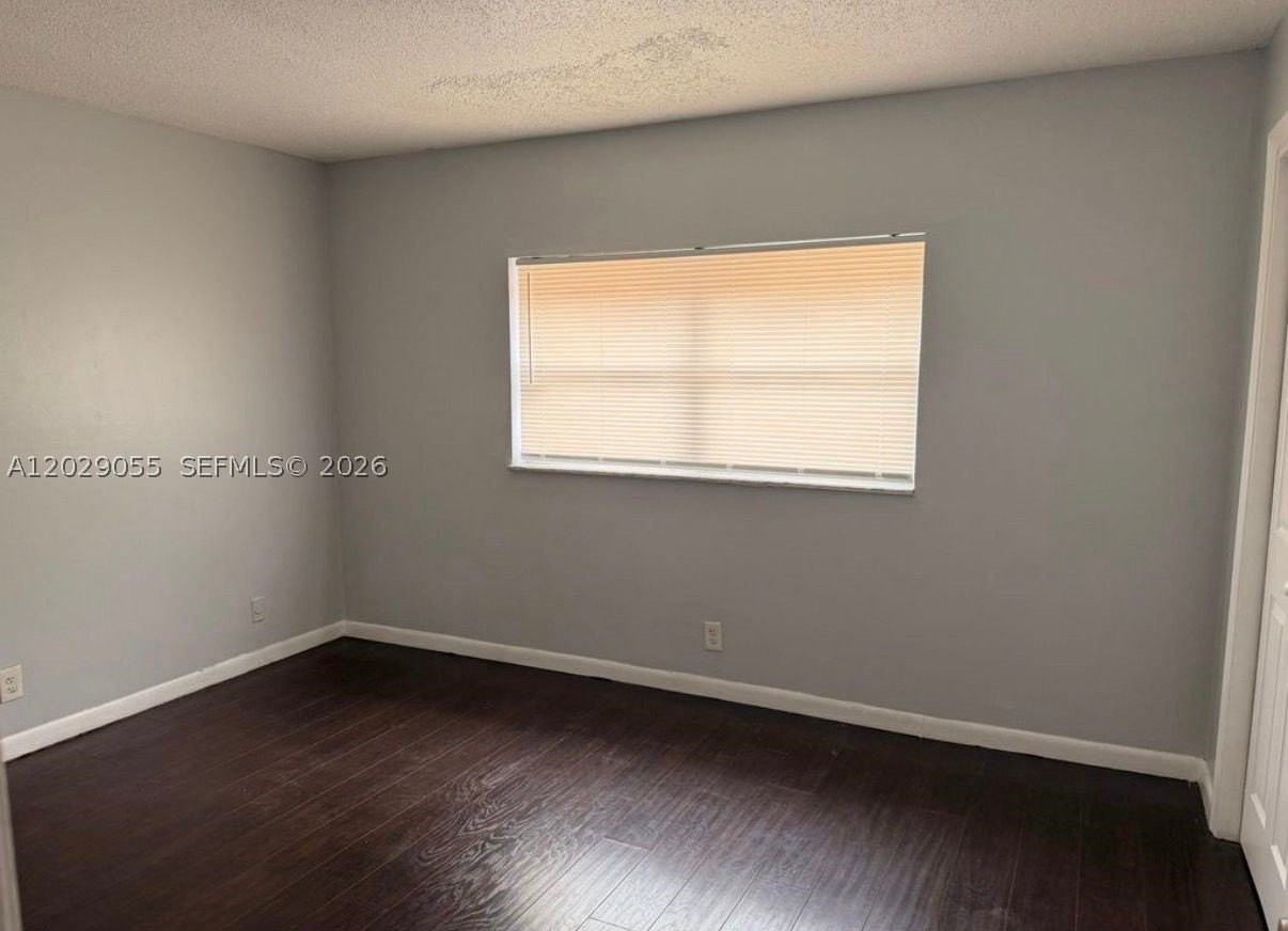 2512 Nw 52nd Ave #22B - Photo 2 of 12