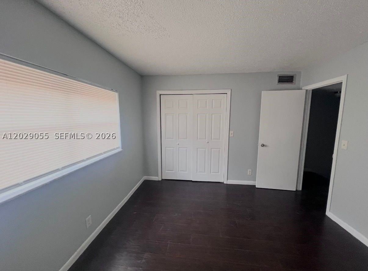 2512 Nw 52nd Ave #22B - Photo 6 of 12