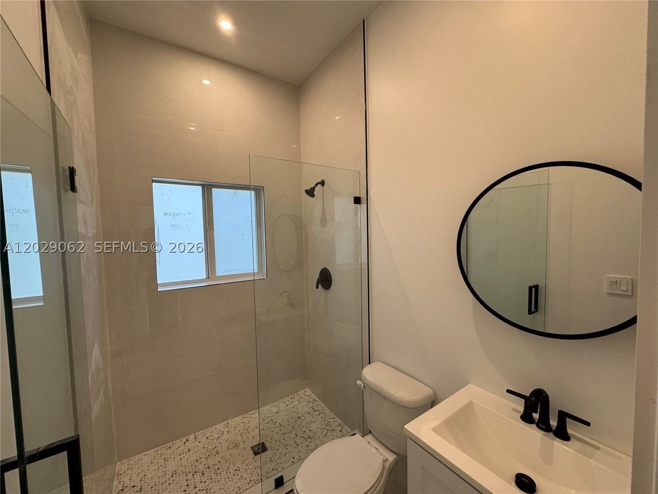 135 Nw 60th St #B - Photo 7 of 10