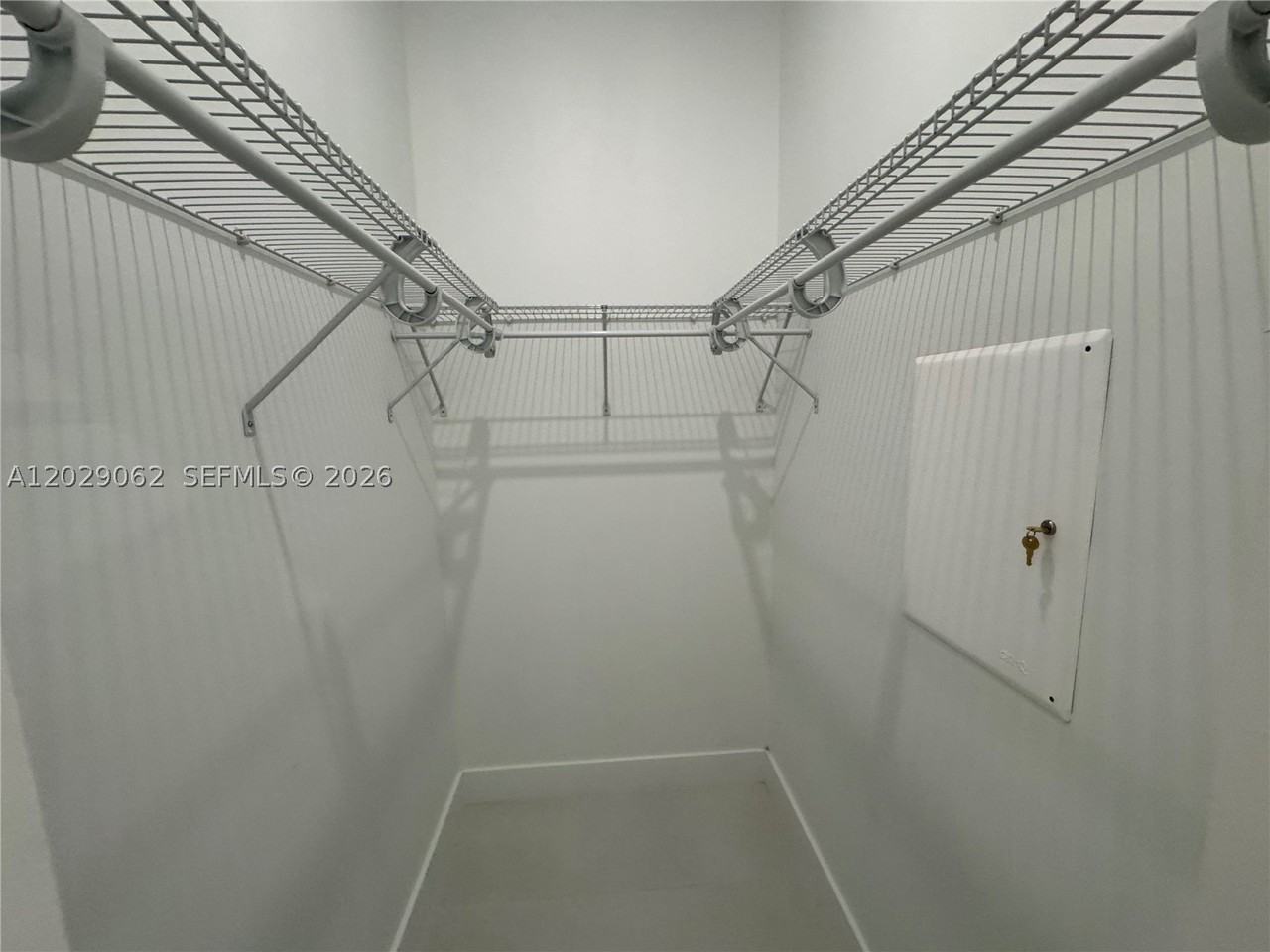 135 Nw 60th St #B - Photo 4 of 10