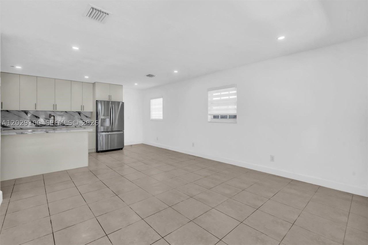 11790 Sw 34th St - Photo 6 of 50