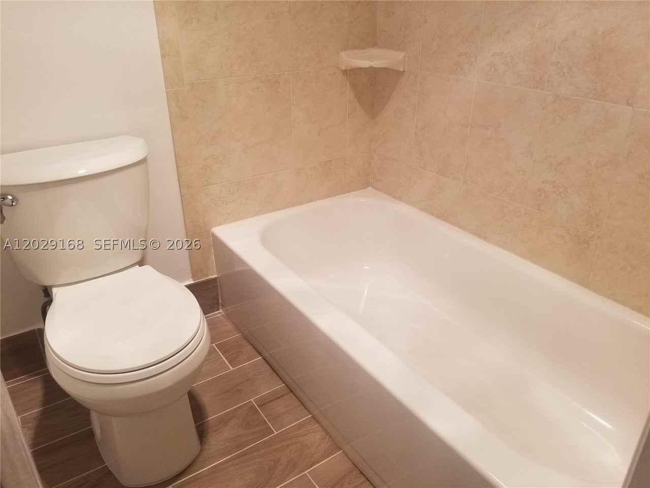 9410 Poinciana Pl #101 - Photo 5 of 12