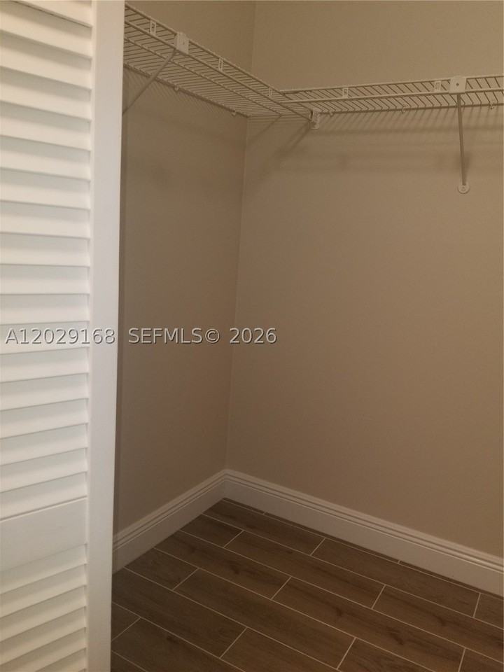 9410 Poinciana Pl #101 - Photo 7 of 12