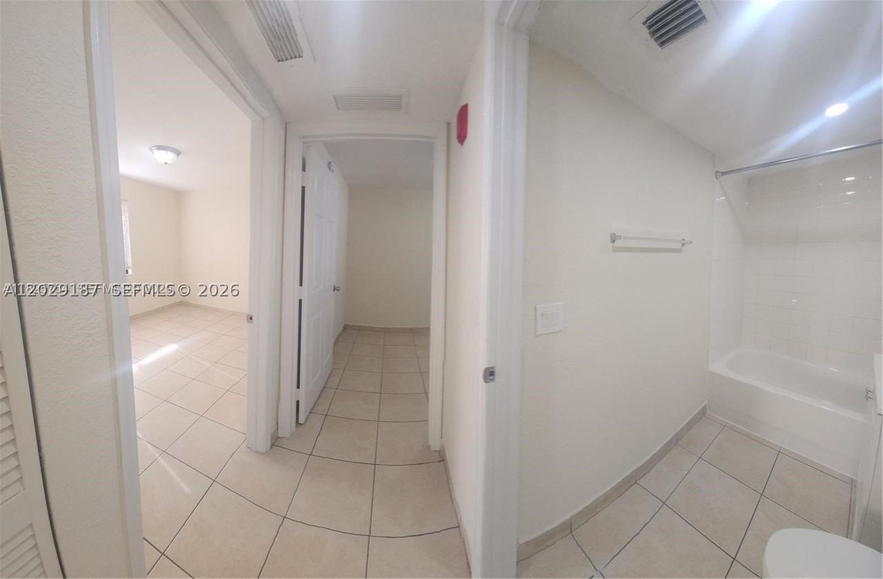 19600 Sw 110th Ct #209 - Photo 7 of 21