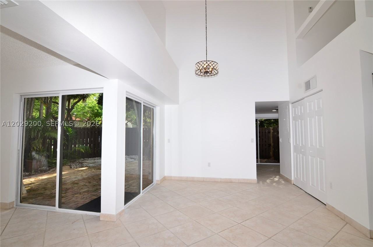 13224 Sw 111th Ter #5-3 - Photo 7 of 20