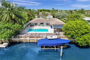 featured image of 1912 Ne 119th Rd #0