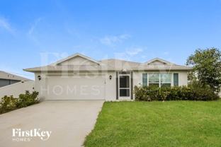2808 Ne 2nd Pl - Photo 1 of 1
