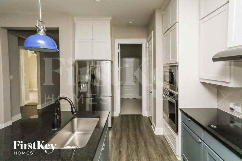 537 Windrow Ln - Photo 6 of 16