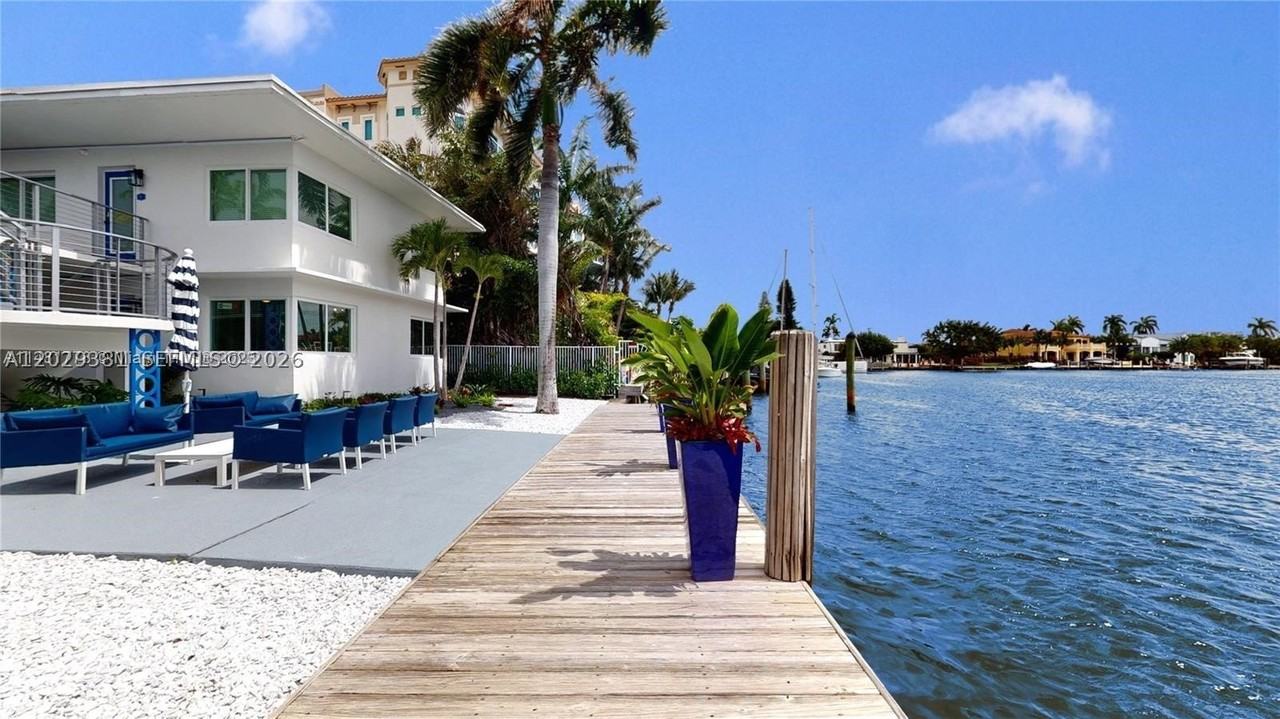 508 Hendricks Isle #3
