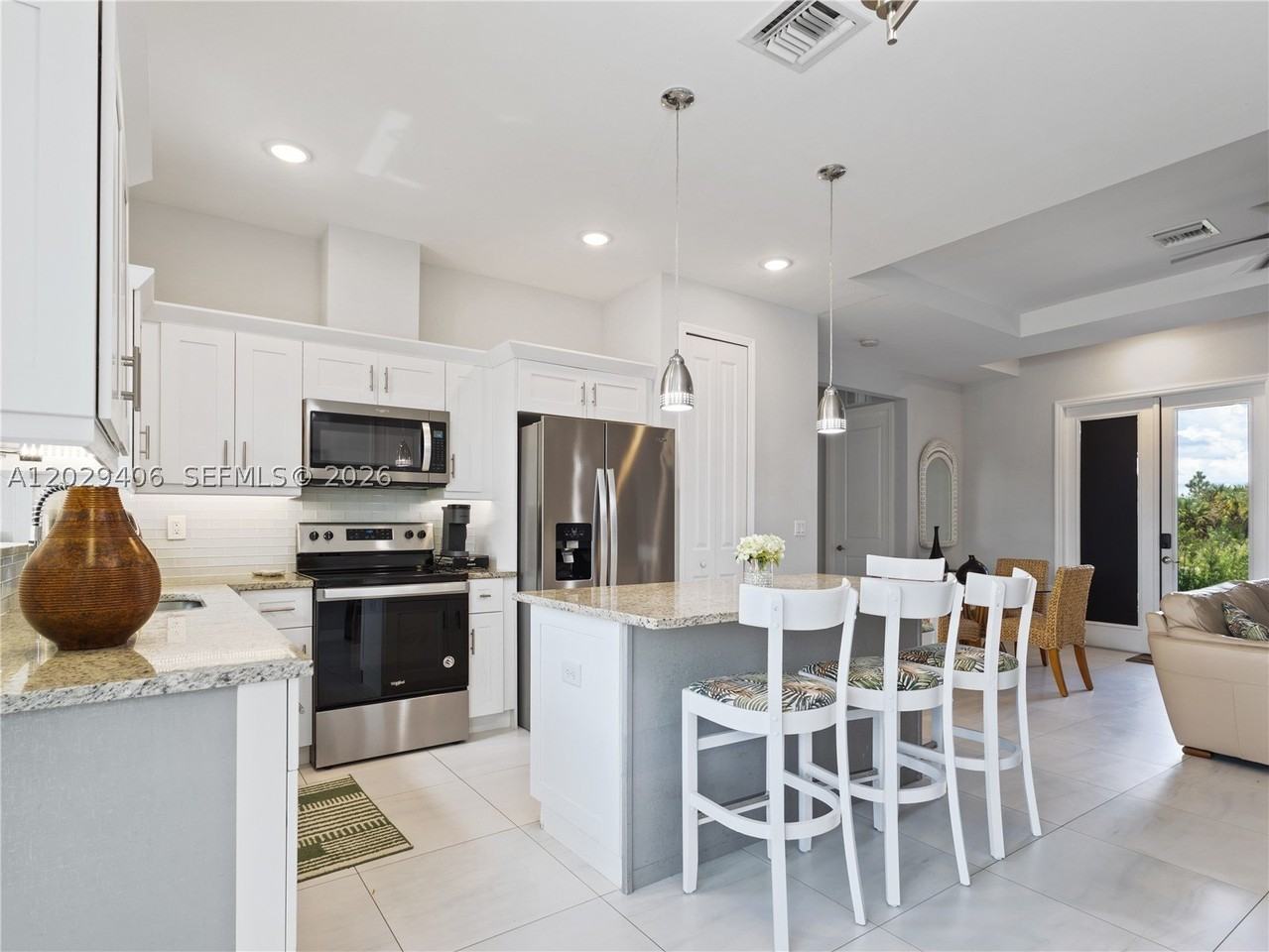 490 37th Ave Nw - Photo 5 of 13
