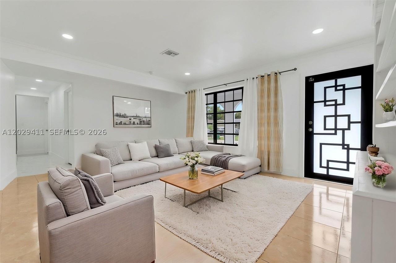 6101 Sw 24th St #1 - Photo 2 of 23