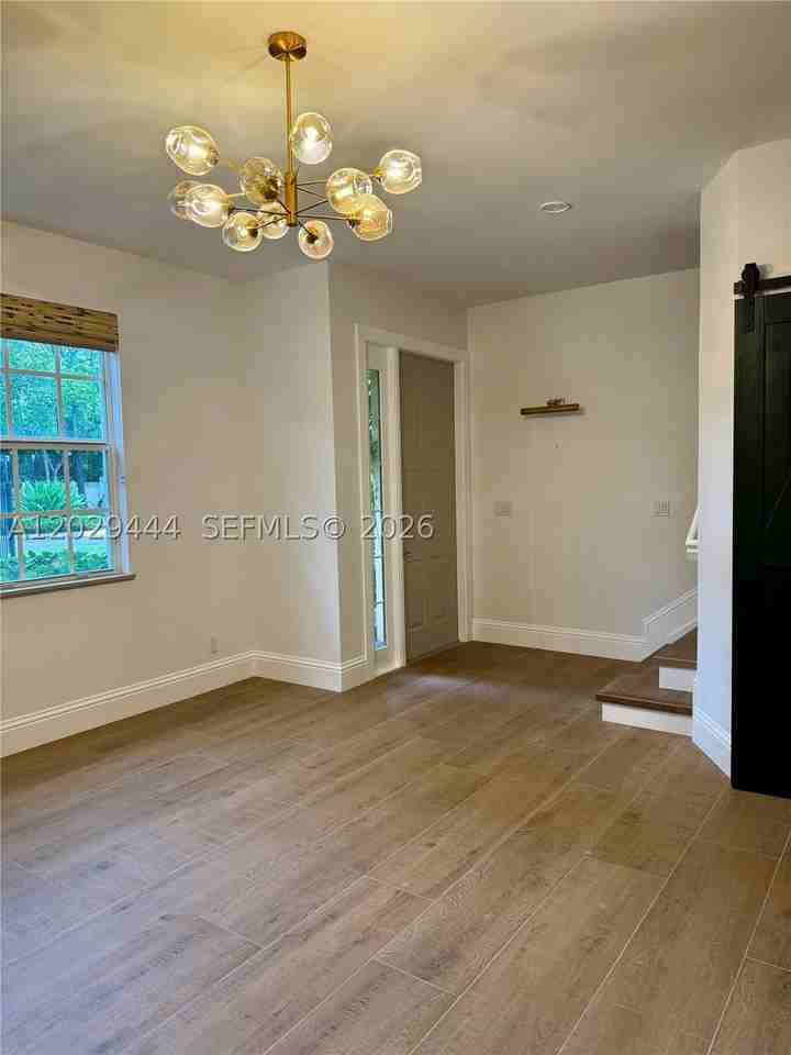 1873 Nw 12th St - Photo 2 of 31