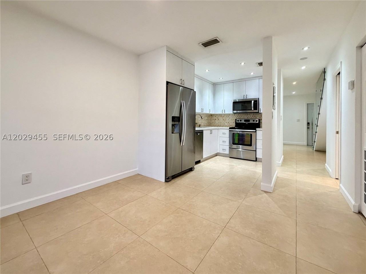 8340 Nw 8th St #N4 - Photo 5 of 15