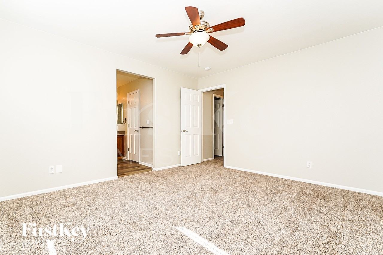 1208 S Flat Rock Cir - Photo 7 of 15