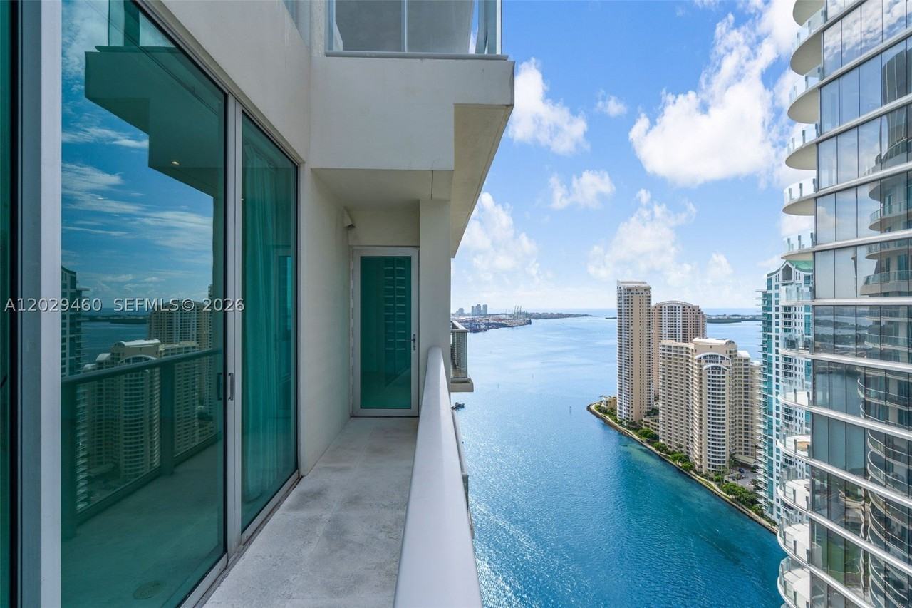300 S Biscayne Blvd #T3702