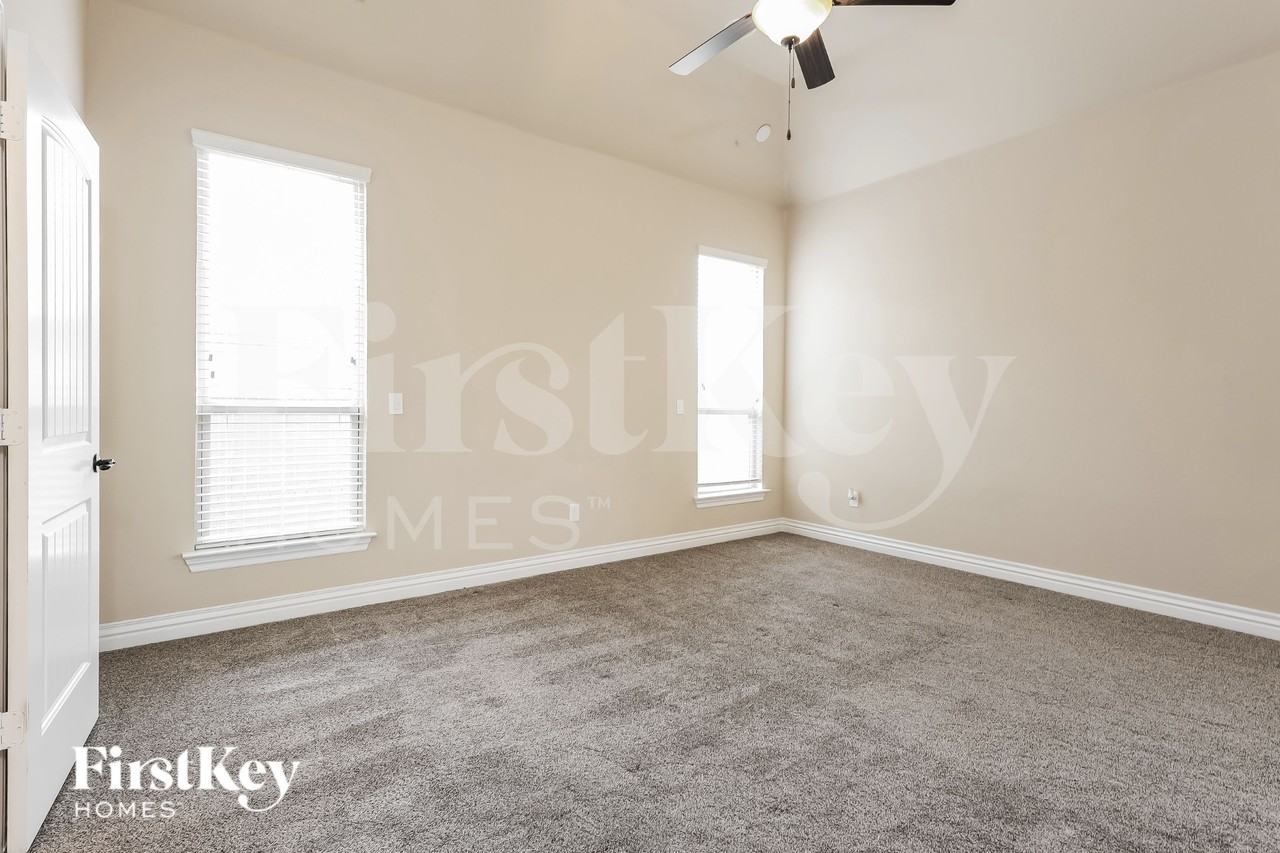 1433 Switchgrass Rd - Photo 7 of 16