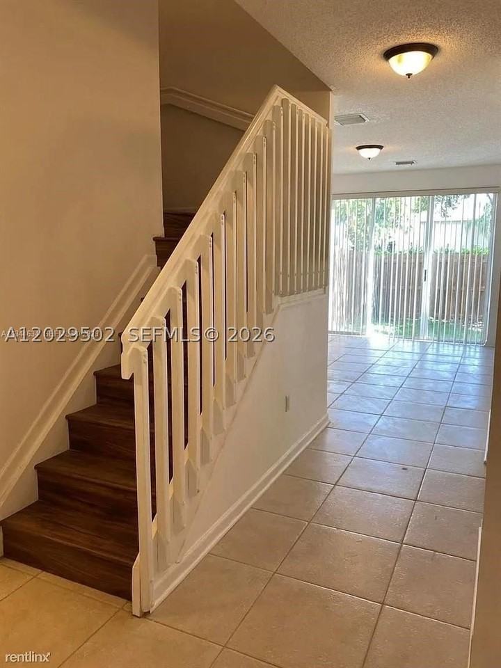 7980 S Southwood Cir #0 - Photo 3 of 25