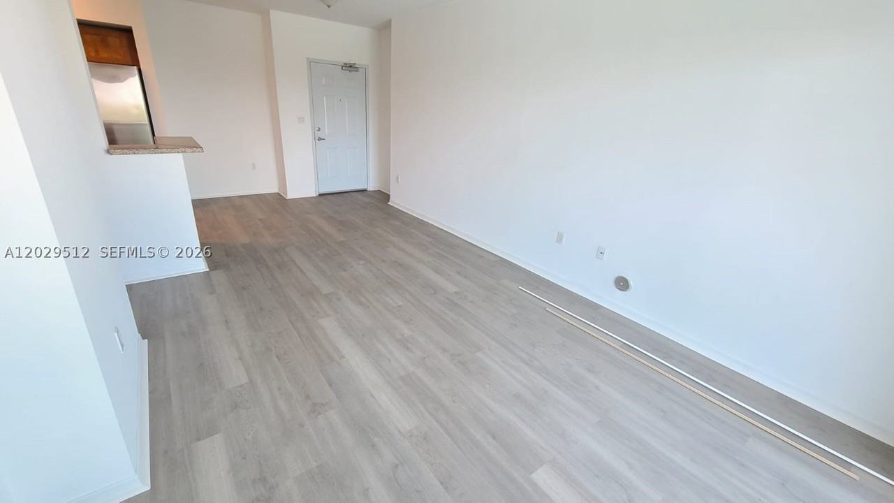 1723 Sw 2nd Ave #509 - Photo 3 of 25