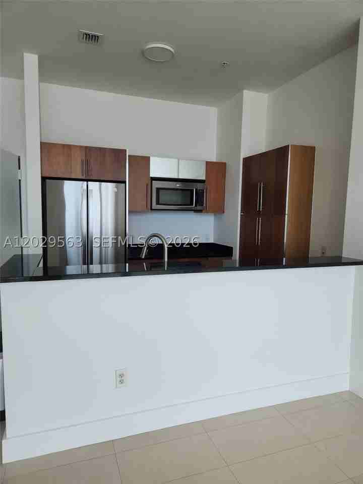300 S Biscayne Blvd