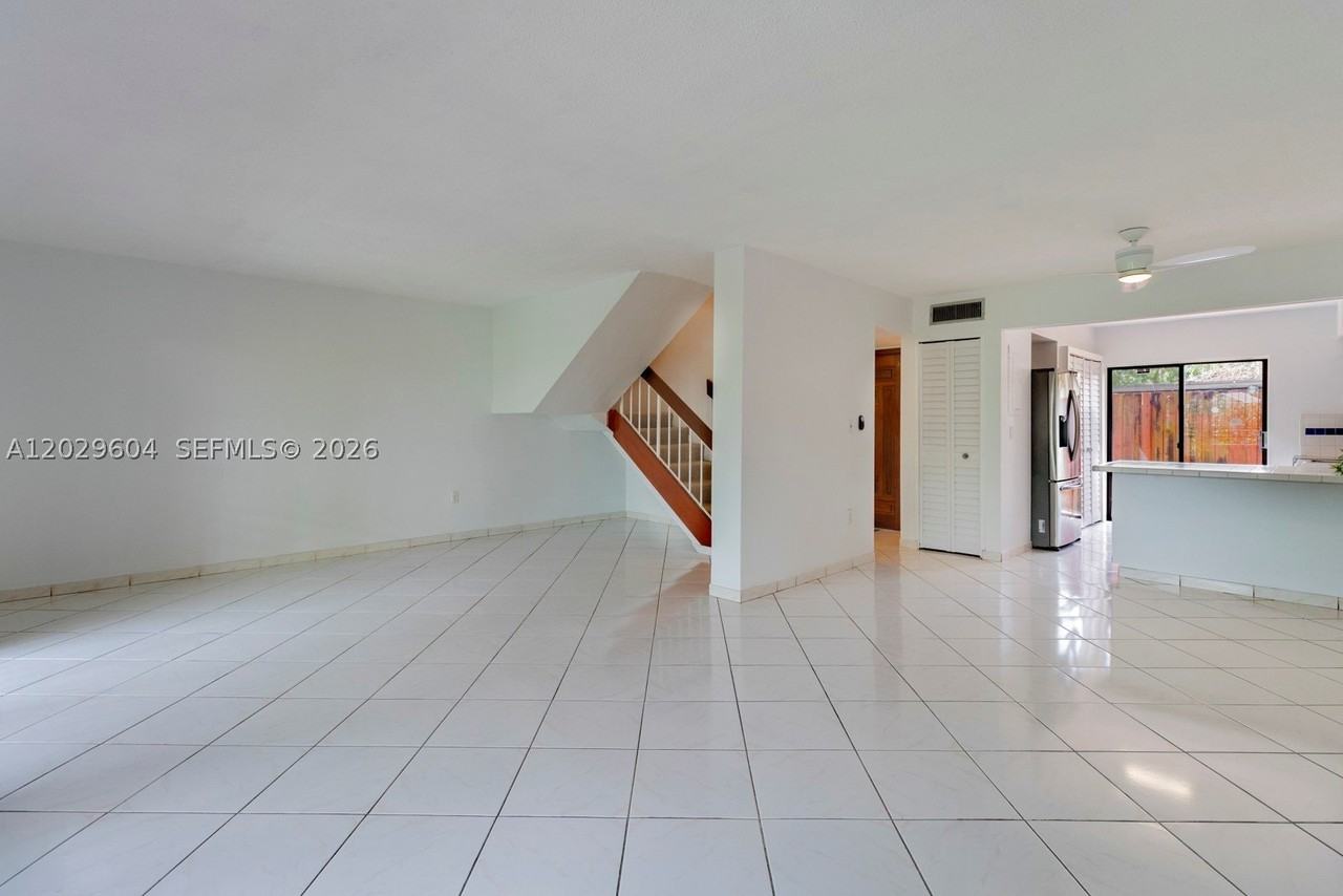 3804 Sw 79th Ave #76 - Photo 2 of 17