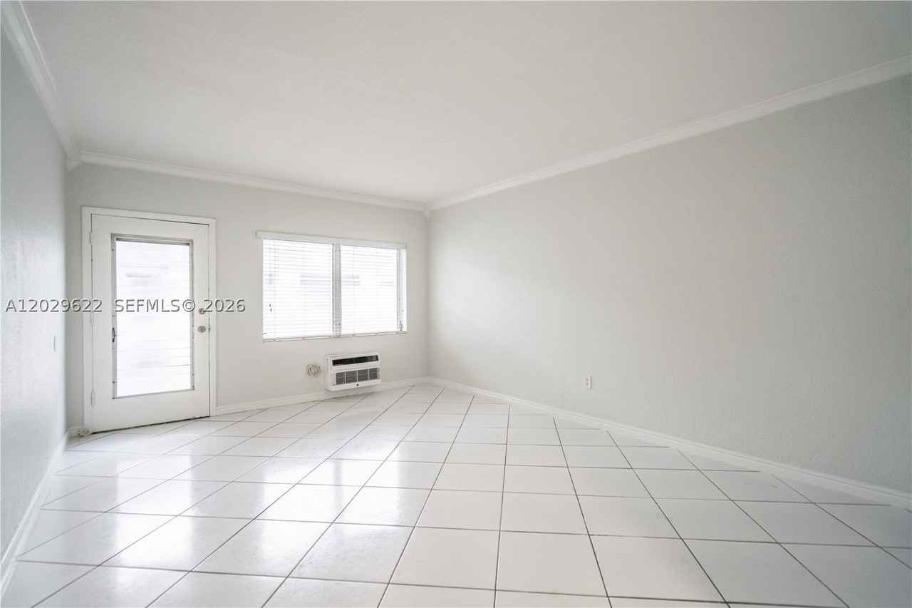 7640 Carlyle Ave #9B - Photo 2 of 16