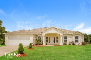 featured image of 820 Poinsettia Ave