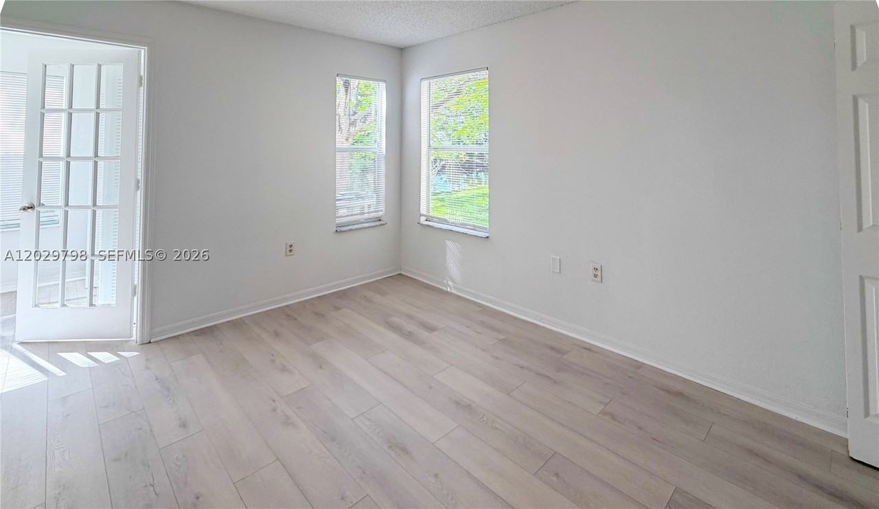 13060 Vista Isles Dr #212 - Photo 7 of 13