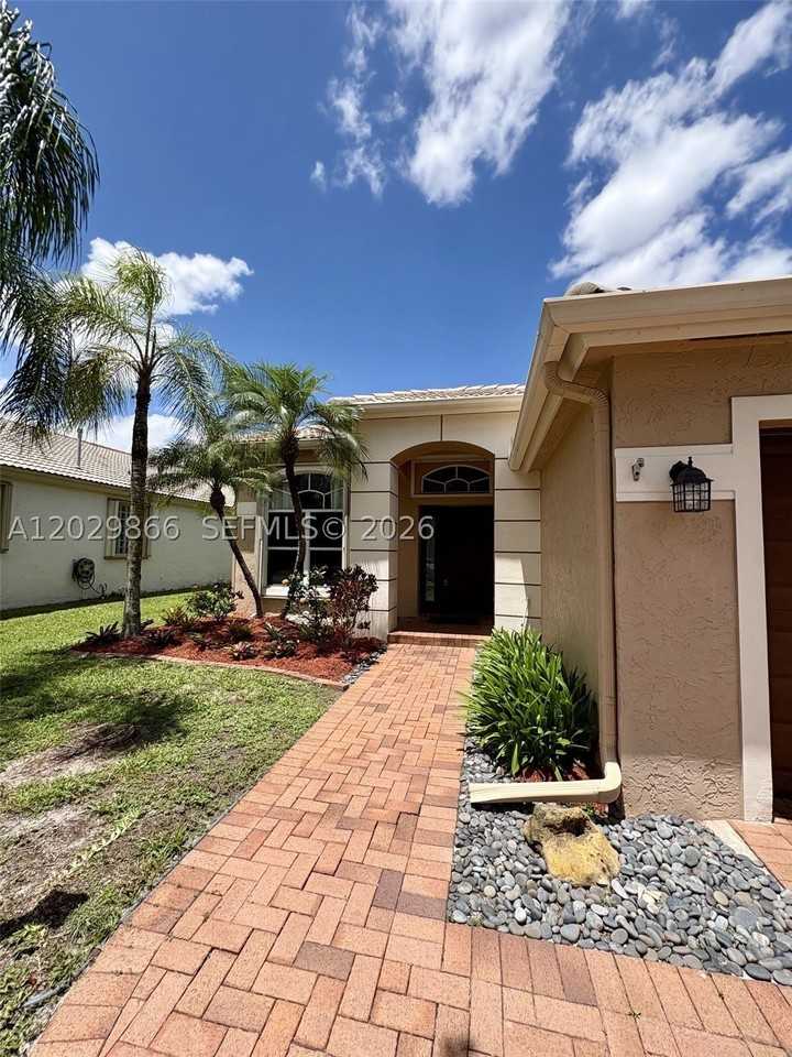 13231 Nw 12th St - Photo 2 of 48