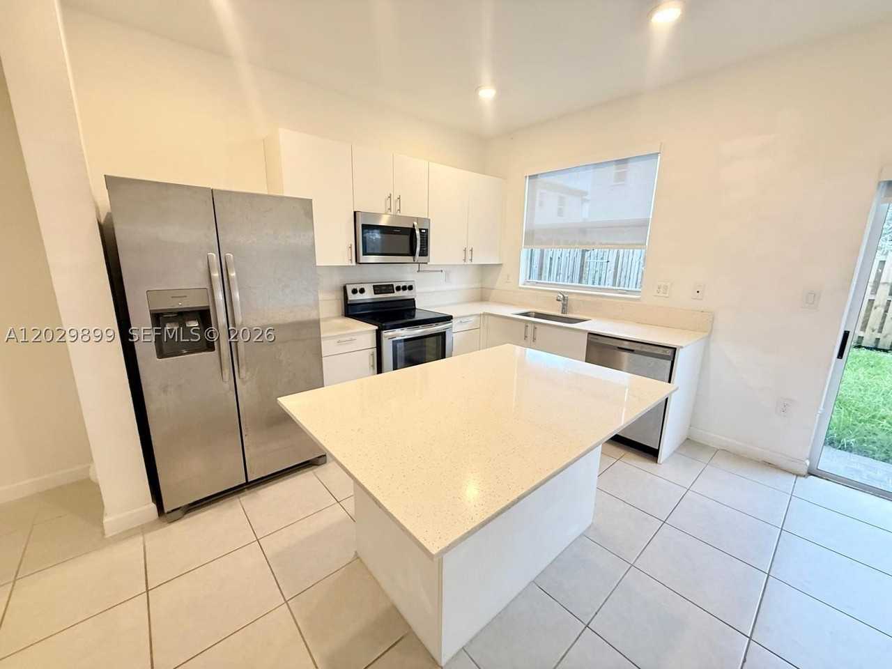 16302 Sw 291st St #16302 - Photo 4 of 18