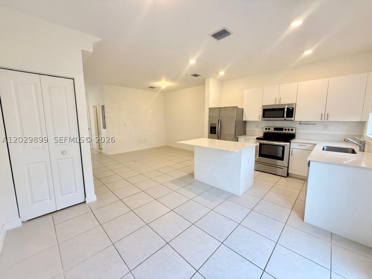16302 Sw 291st St #16302 - Photo 6 of 18