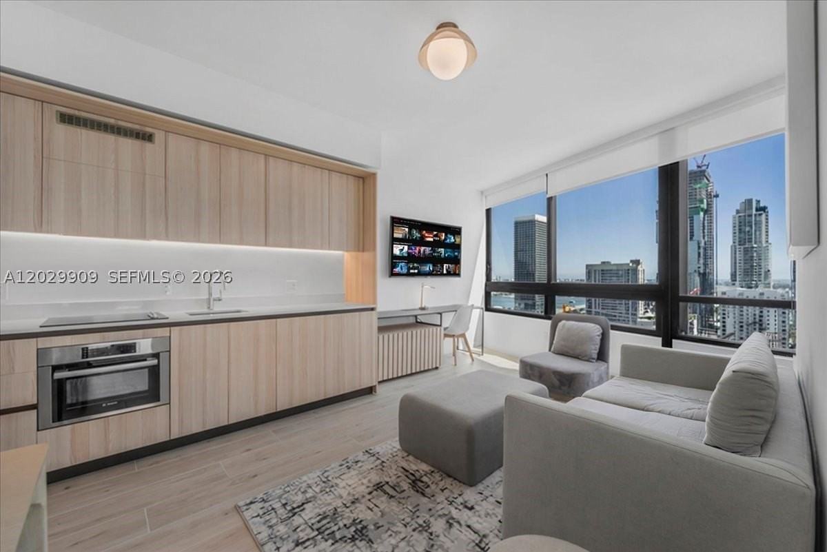 225 N Miami Ave #3109