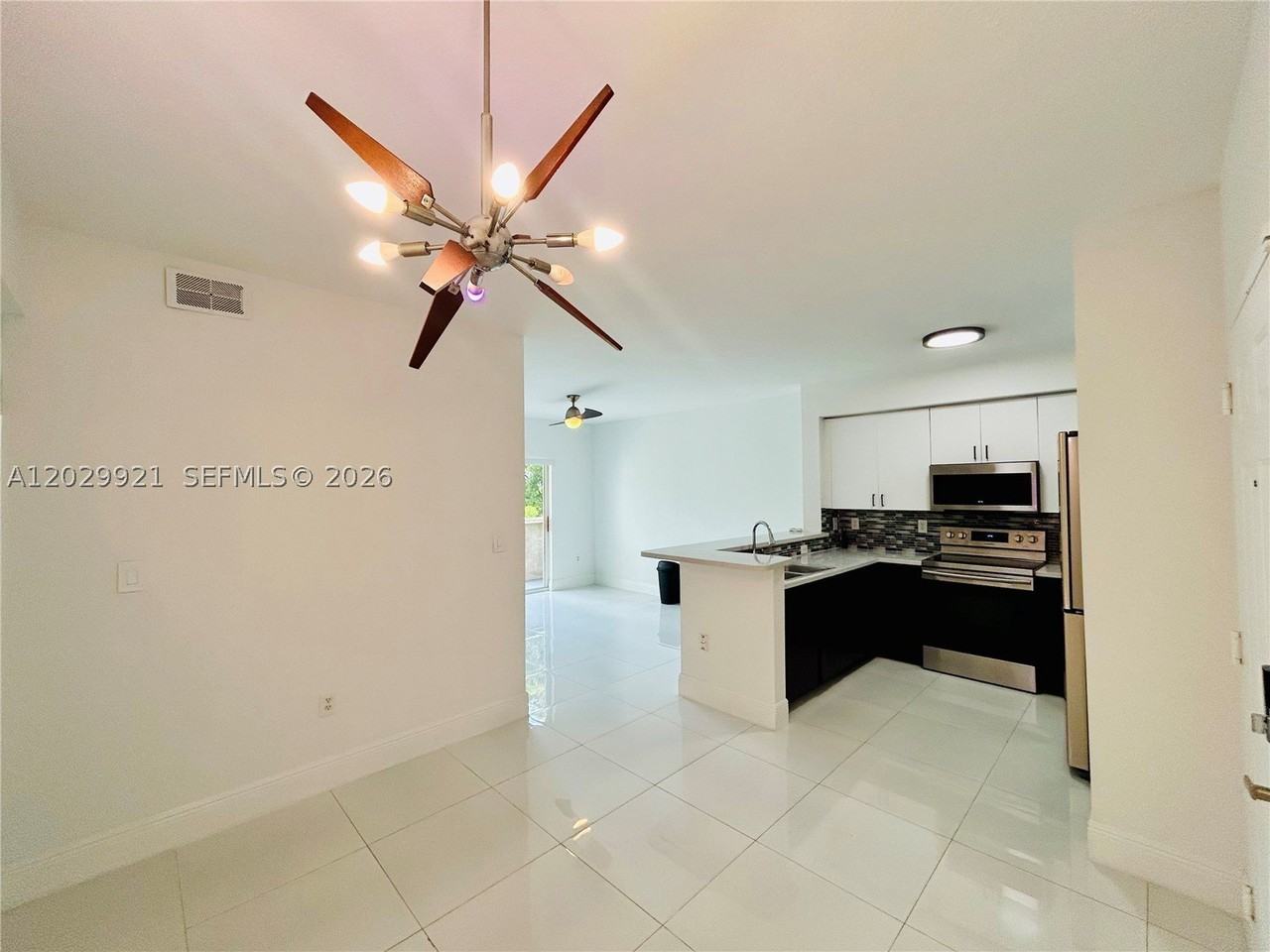 11040 Sw 196th St #412 - Photo 4 of 50