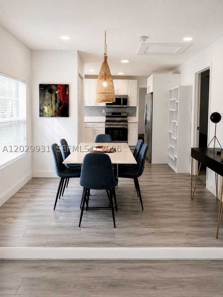 5519 Nw 4th Ave - Photo 3 of 13