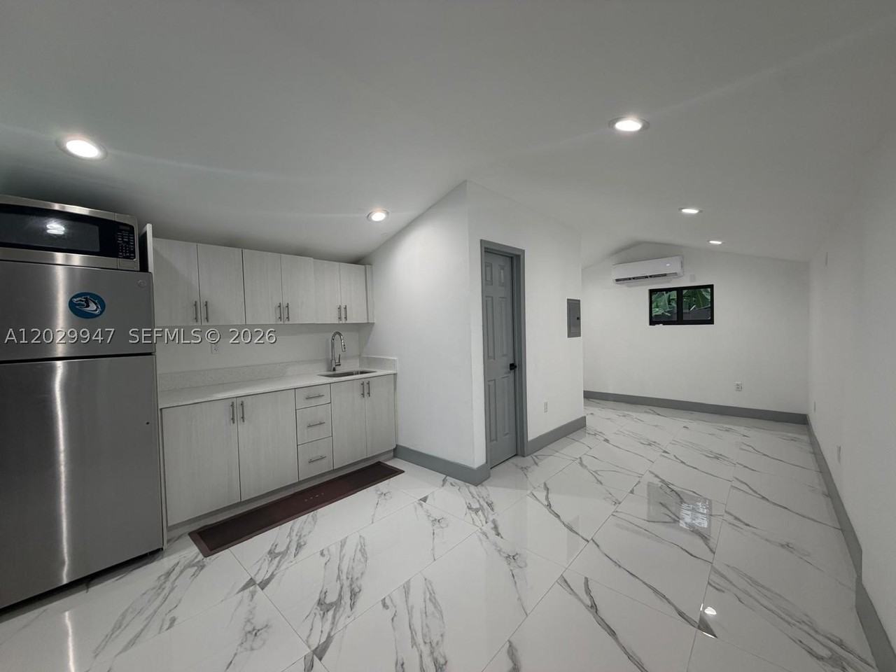 5350 Nw 174th Dr - Photo 3 of 5