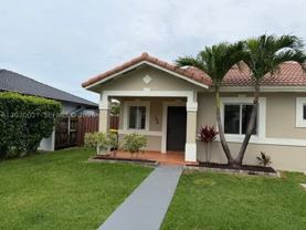 706 Se 14th Ave - Photo 1 of 1