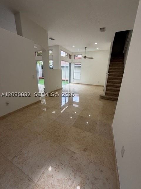 1125 Satinleaf St - Photo 3 of 21