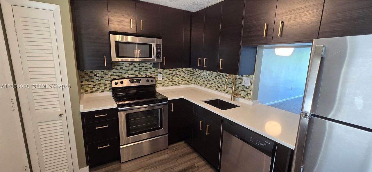 1201 Ne 191st St #G306 - Photo 2 of 20