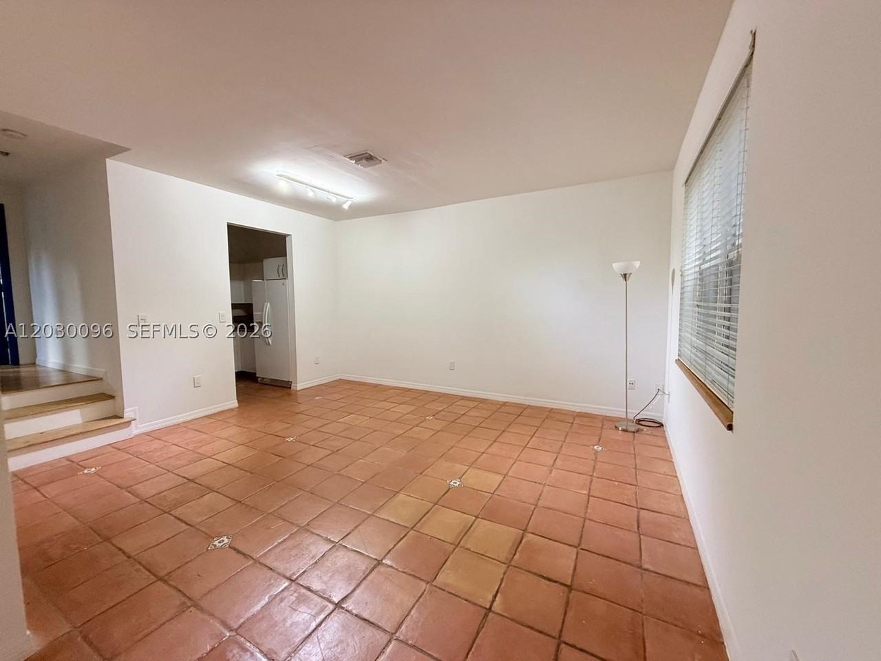 3051 Center St #9 - Photo 7 of 13