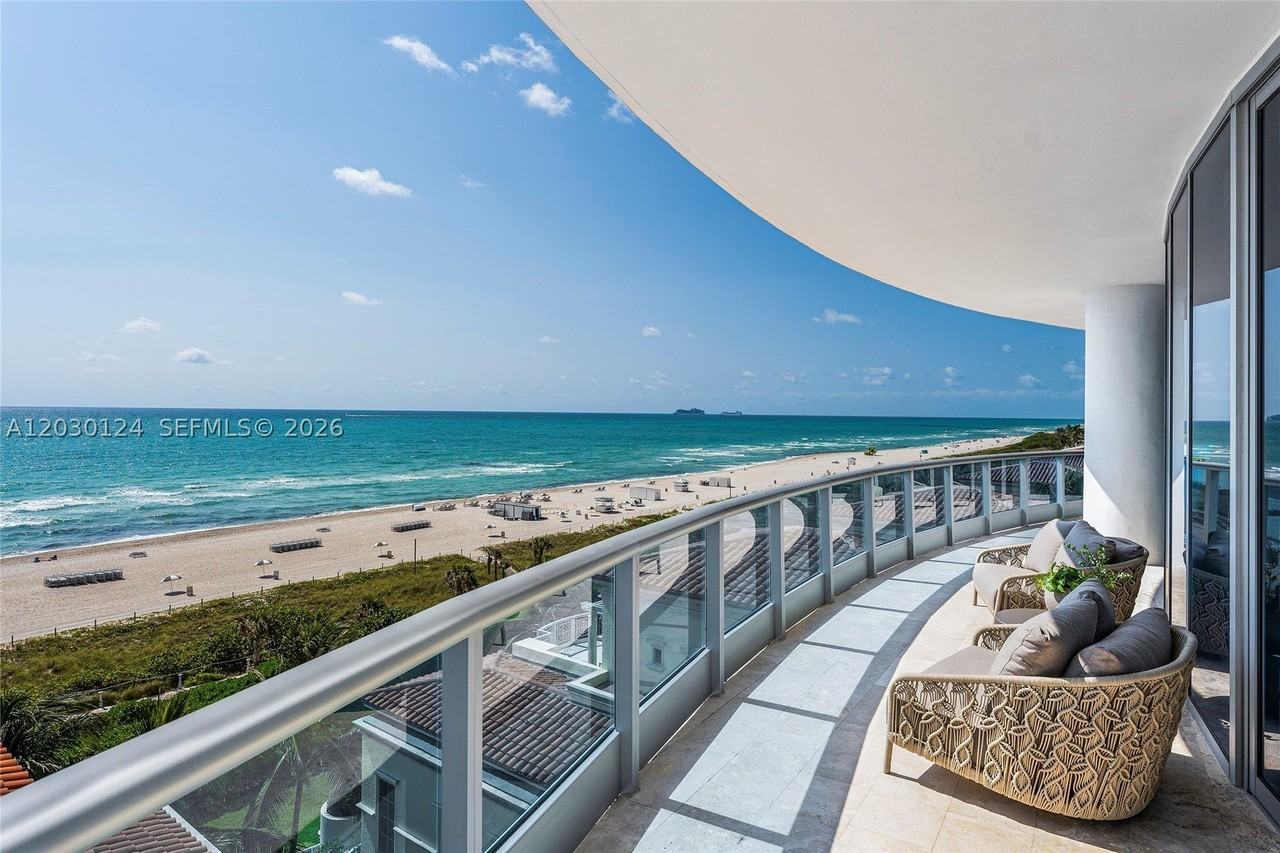 5959 Collins Ave #807 - Photo 2 of 50