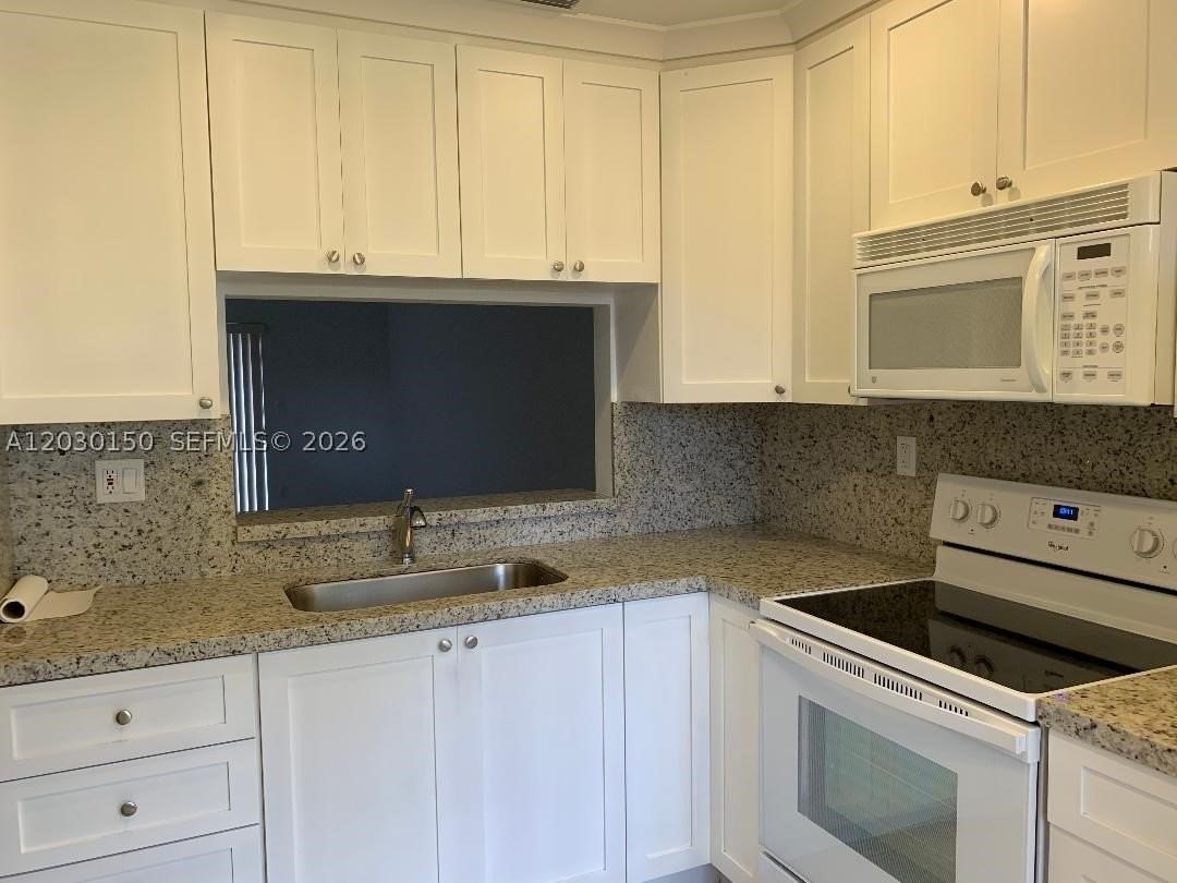 11206 Sw 125th Pl #11206 - Photo 3 of 15