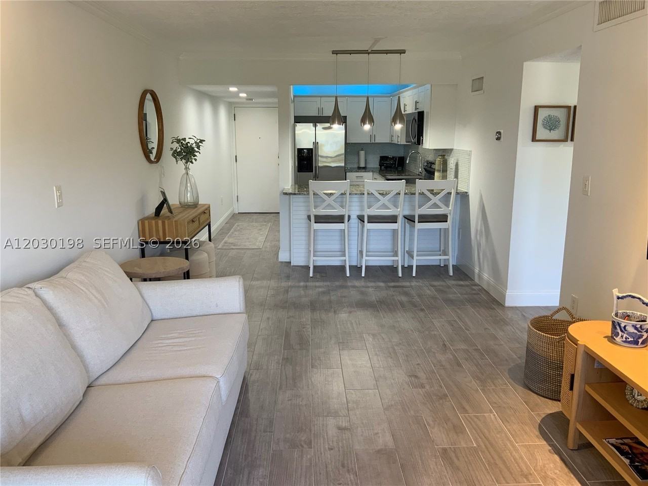 6444 Collins Ave #A6 - Photo 7 of 24