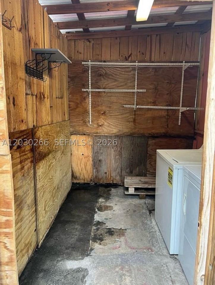 1821 Sw 7th St #7 - Photo 6 of 15