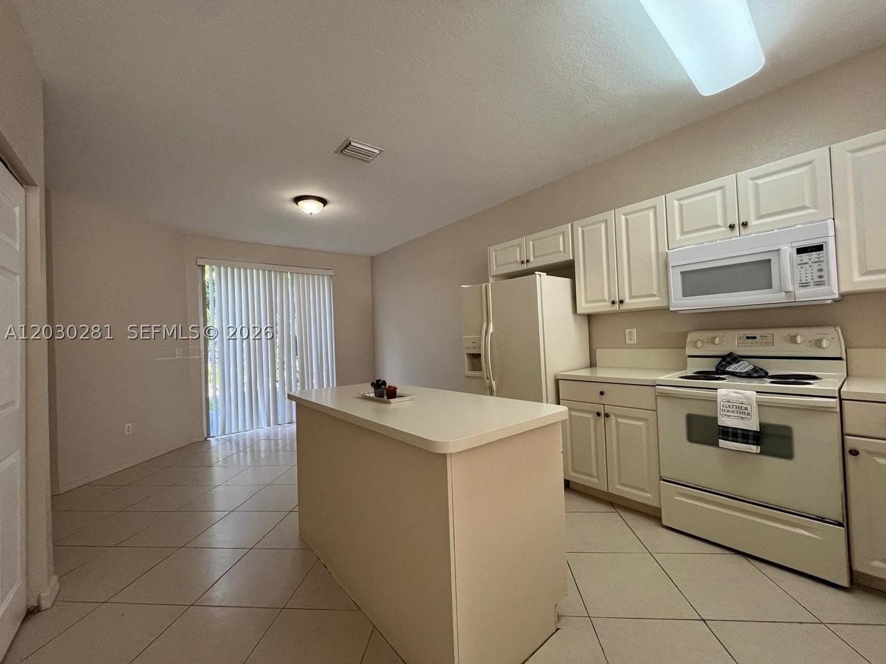 1932 Alamanda Way #1932 - Photo 2 of 18