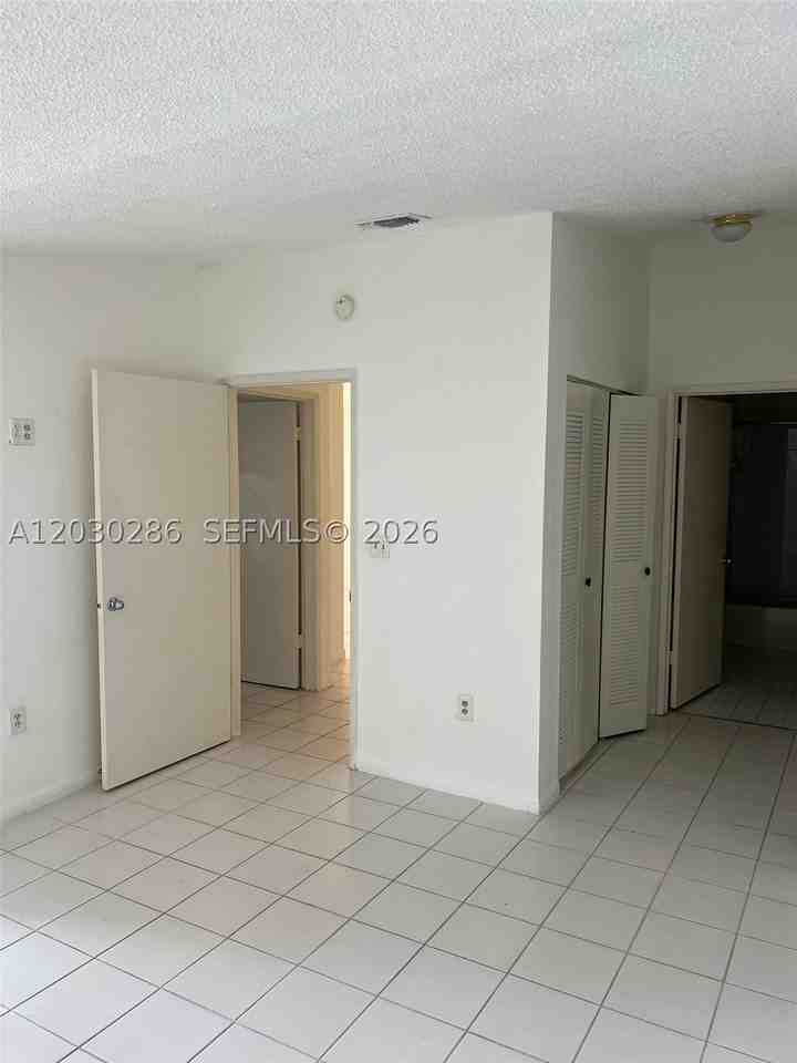 15315 Sw 76th Ter #207 - Photo 7 of 11