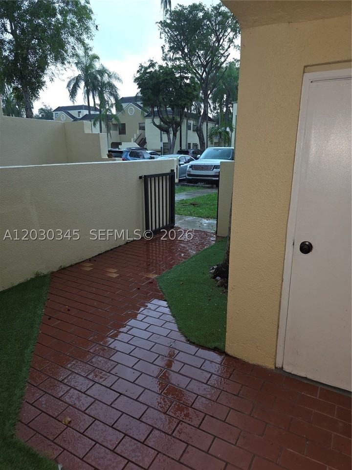 12932 Sw 88th Ln #A103 - Photo 2 of 18