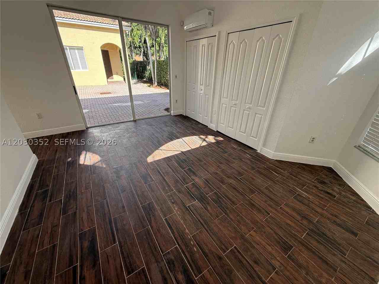 2250 Se 19th Ave - Photo 7 of 28